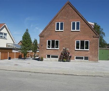 Ikast Bed & Kitchen Bed and Breakfast Buitenkant foto